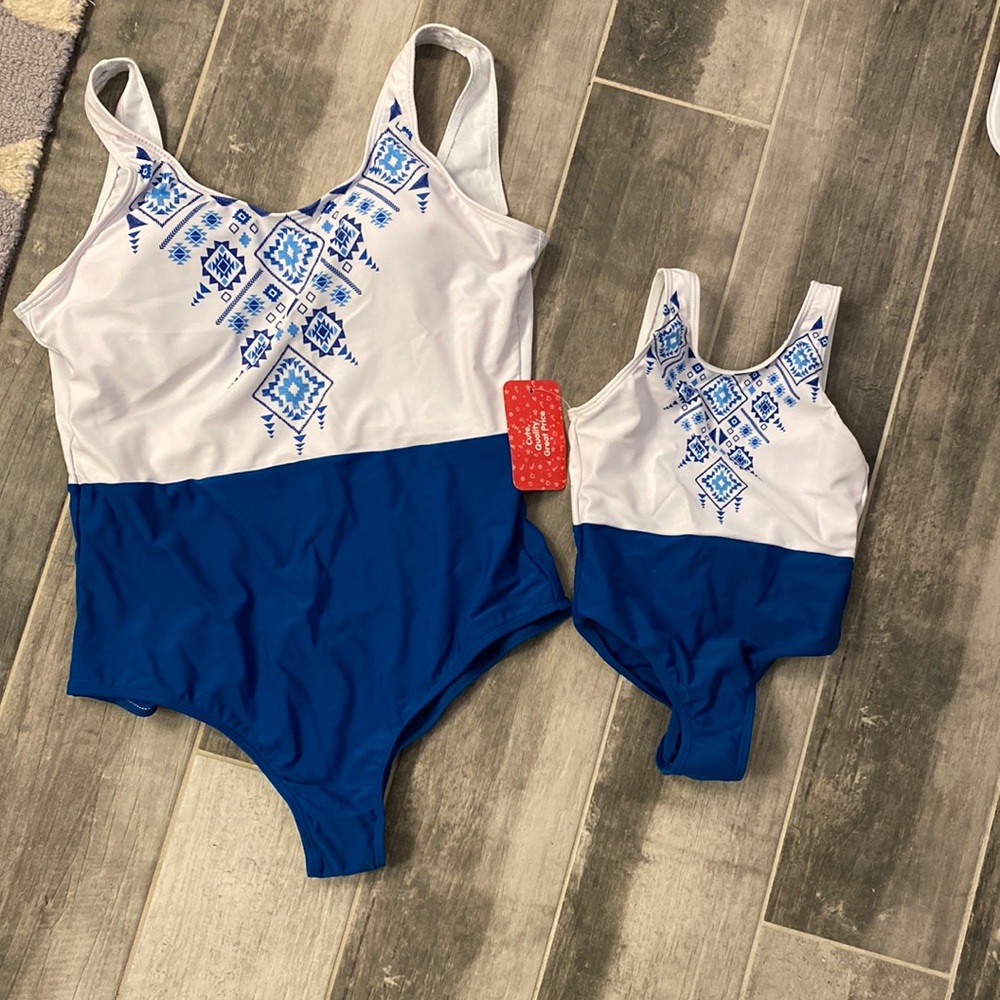 Mommy and me matching swimsuits!